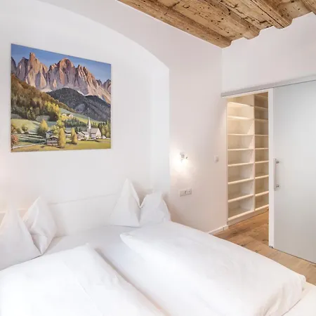 Posthotel Lamm 4*