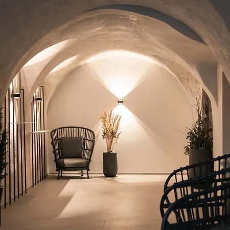 Posthotel Lamm 4*