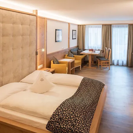 Posthotel Lamm 4* 비피테노