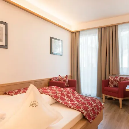 Posthotel Lamm 호텔